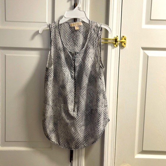 Michael kors sleeveless shirt - Picture 1 of 1